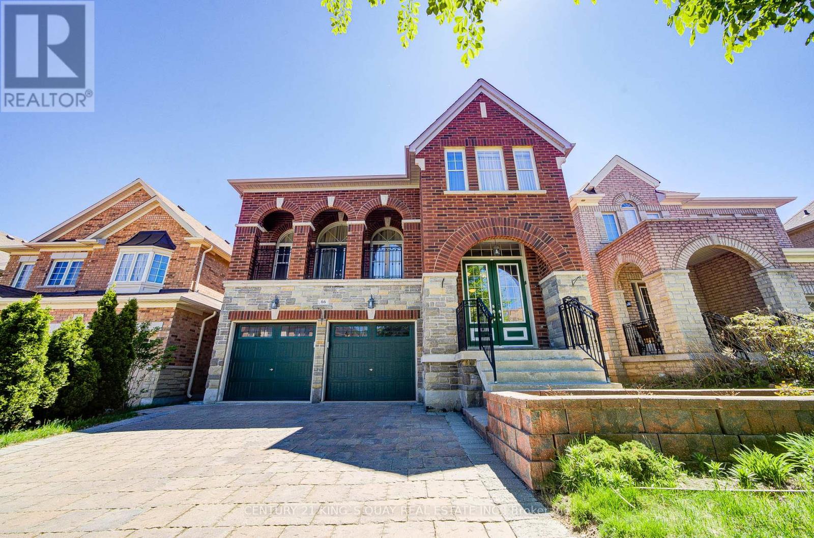 66 Bush Ridges Avenue, Richmond Hill, Ontario  L4E 0P1 - Photo 2 - N13161796