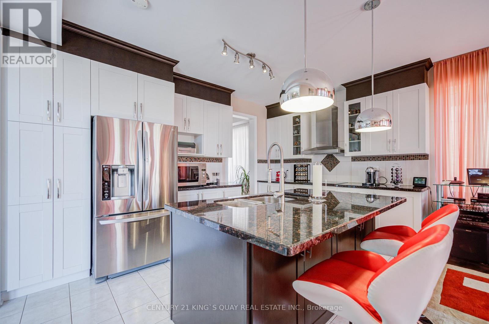 66 Bush Ridges Avenue, Richmond Hill, Ontario  L4E 0P1 - Photo 17 - N13161796