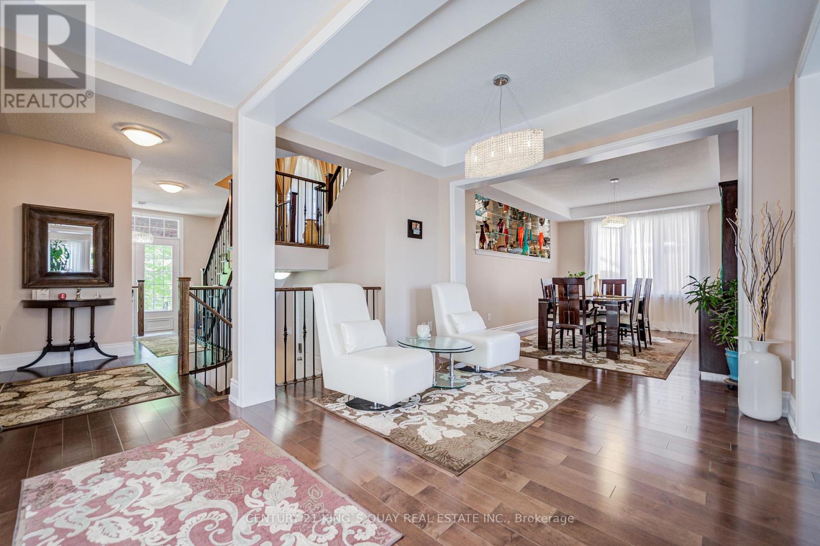 66 Bush Ridges Avenue, Richmond Hill, Ontario  L4E 0P1 - Photo 4 - N13161796