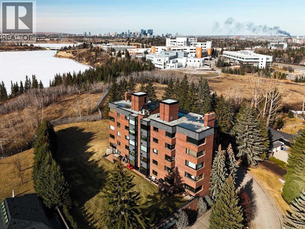 3s, 222 Eagle Ridge Drive SW, Calgary, Alberta  T2V 2V7 - Photo 1 - A2294419