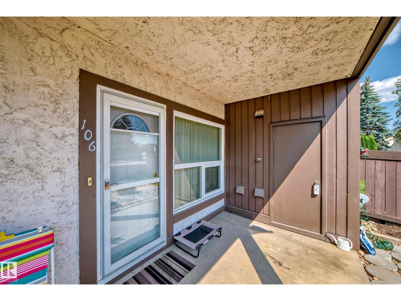106 Surrey Gardens Gd Nw, Edmonton, Alberta  T5T 1Z3 - Photo 2 - E4489486