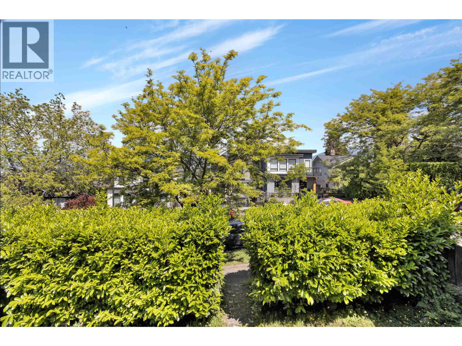 3450 Oxford Street, Vancouver, British Columbia  V5K 1N9 - Photo 5 - R3126610