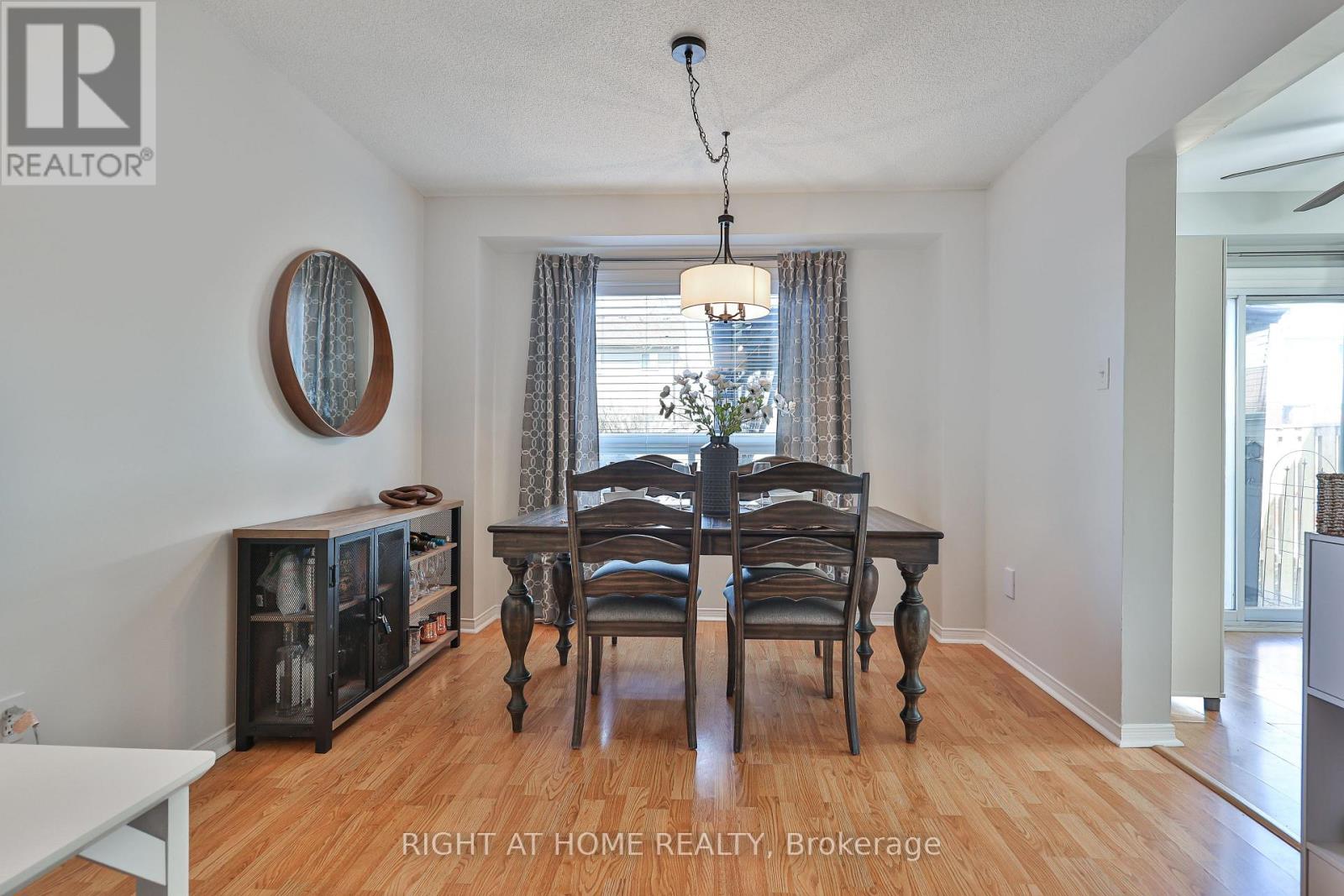 89 Vail Meadows Crescent, Clarington, Ontario  L1C 4T3 - Photo 10 - E13161678
