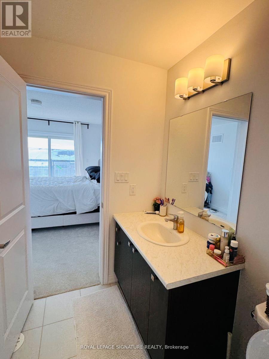 2037 Cameron Lott Crescent, Oshawa, Ontario  L1H 7K5 - Photo 15 - E13161616