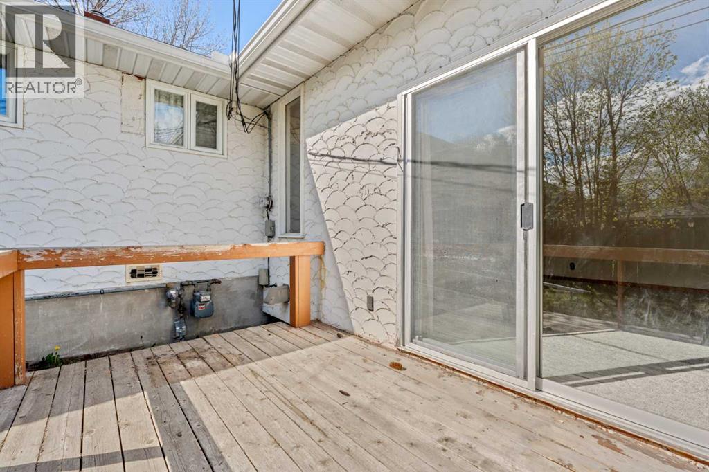 5220 Grove Hill Road SW, Calgary, Alberta  T3E 4G6 - Photo 36 - A2307839