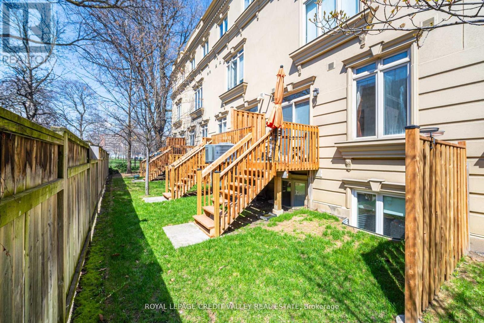 Th21 - 88 Carr Street, Toronto, Ontario  M5T 1B7 - Photo 20 - C13161828