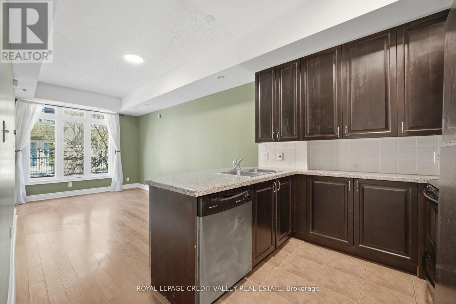 Th21 - 88 Carr Street, Toronto, Ontario  M5T 1B7 - Photo 10 - C13161828