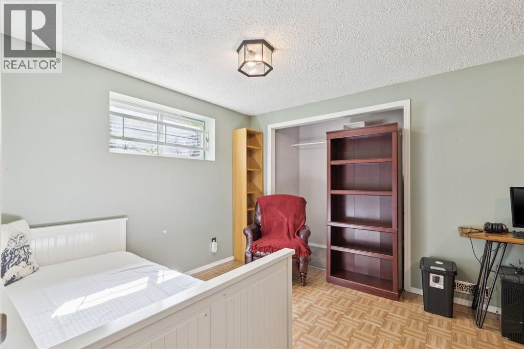 34 Shawfield Place SW, Calgary, Alberta  T2Y 1Y7 - Photo 24 - A2312417