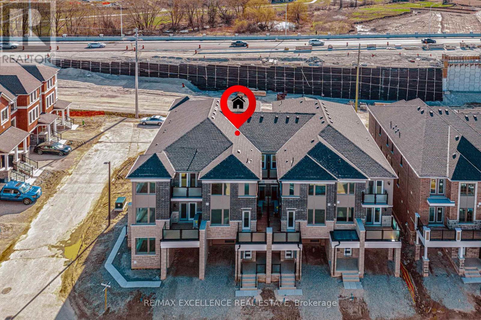 8 Elantra Drive, Brampton, Ontario  L7A 5M6 - Photo 2 - W13162848