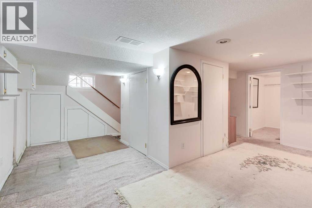 2318 Bowness Road NW, Calgary, Alberta  T2N 3L5 - Photo 23 - A2307109