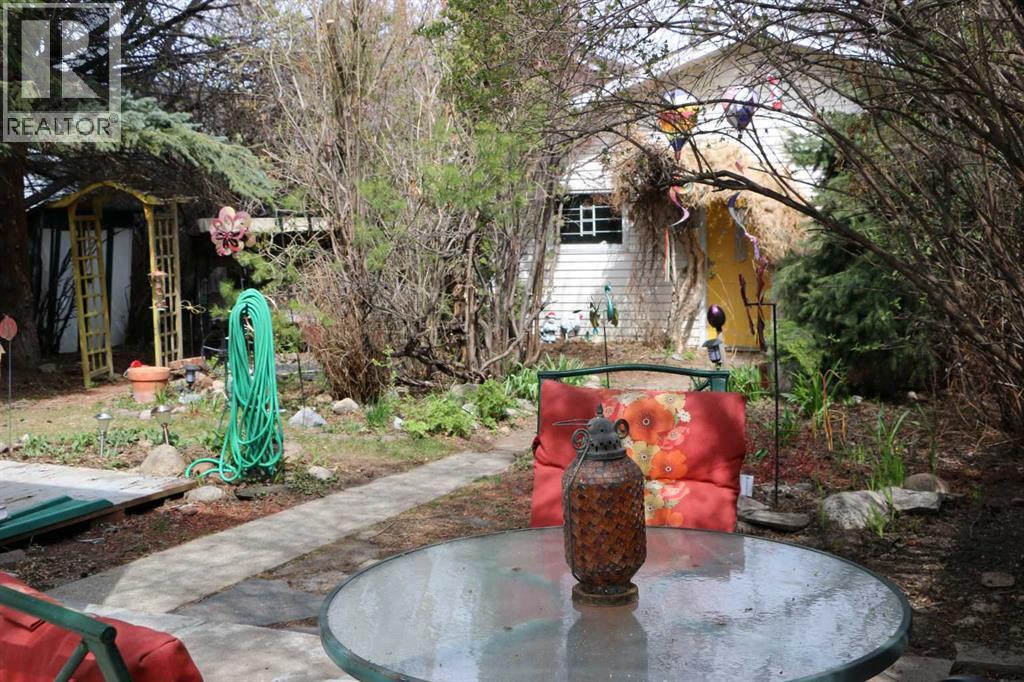 2318 Bowness Road NW, Calgary, Alberta  T2N 3L5 - Photo 32 - A2307109