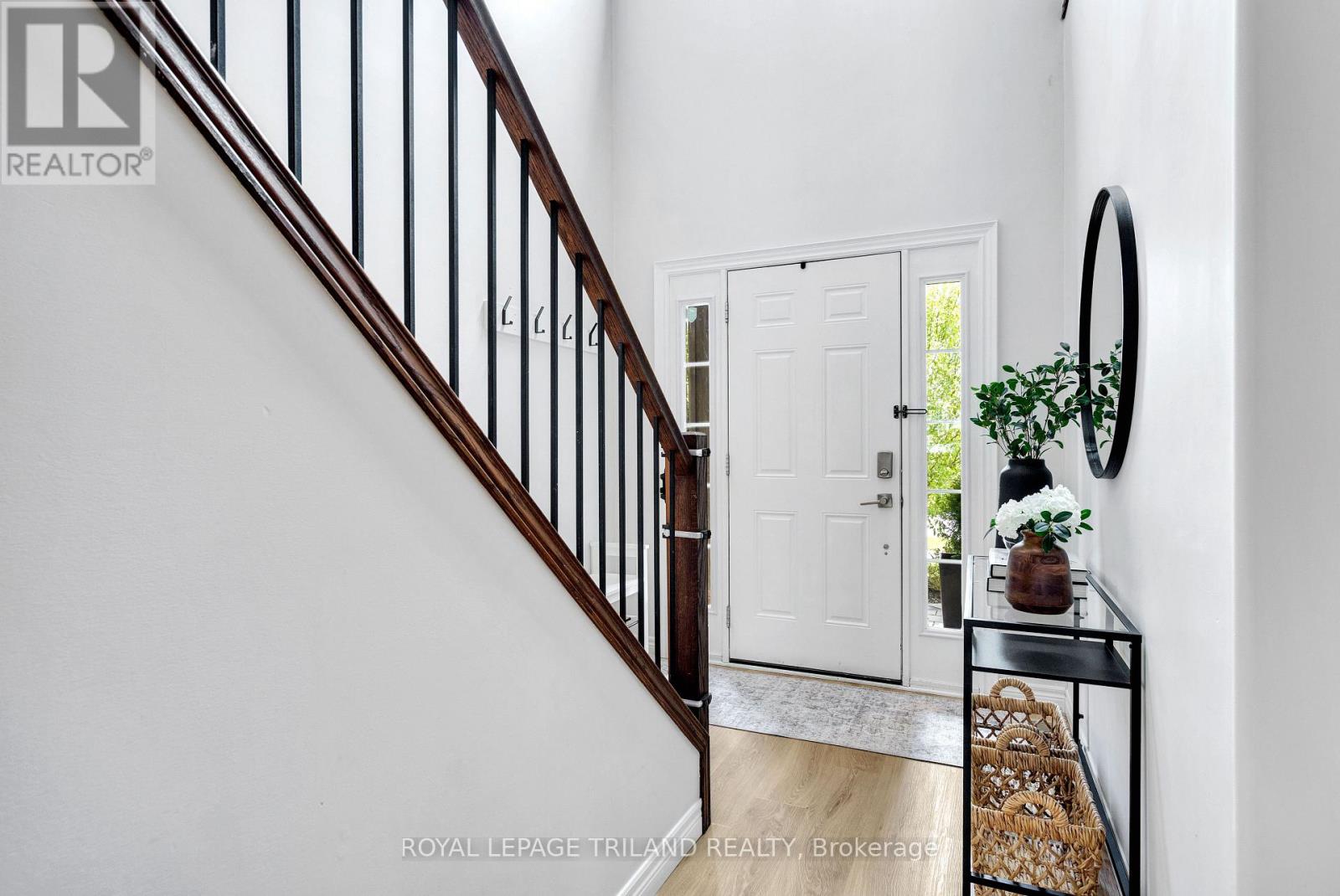 731 Springwood Crescent, London North, Ontario  N6G 0H8 - Photo 5 - X13126898