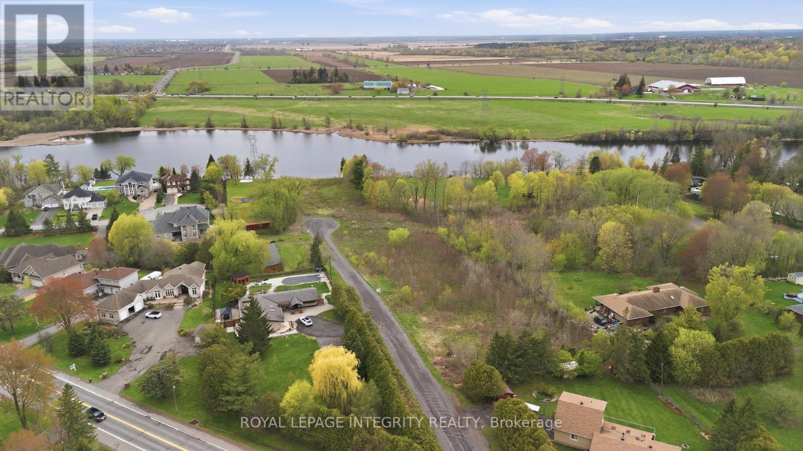 348 River Road, Ottawa, Ontario  K1V 1R8 - Photo 4 - X12840732