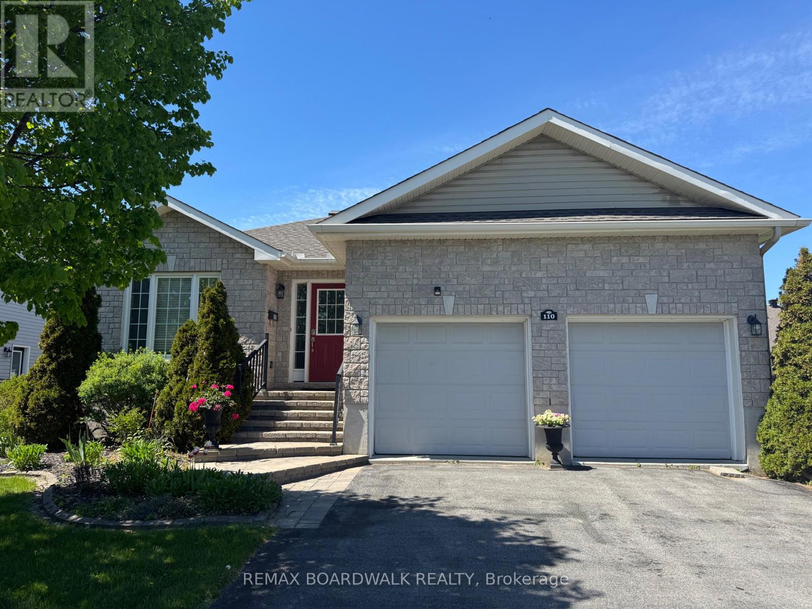 110 TEMPLETON COURT, North Grenville, Ontario