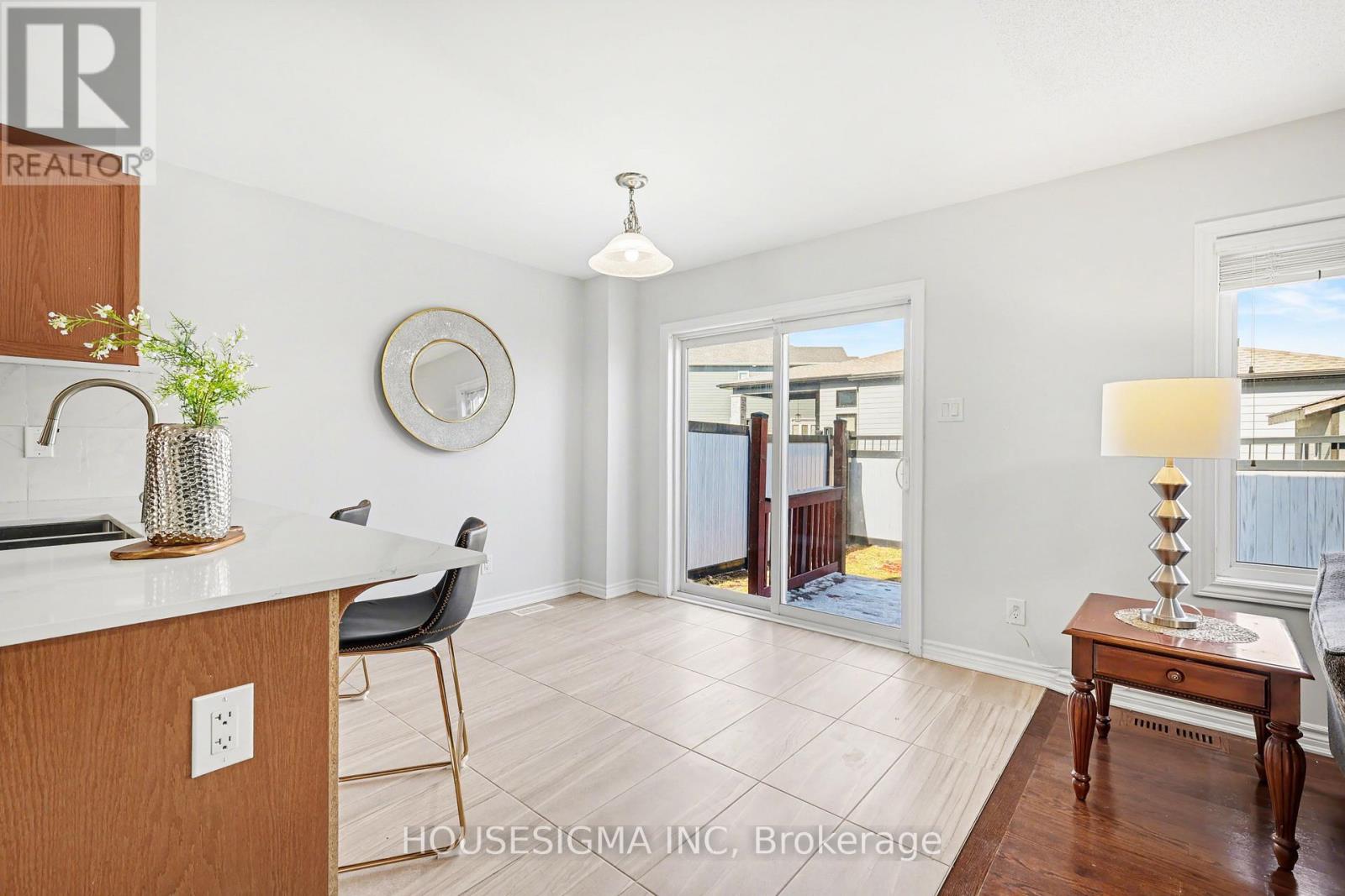 333 Rouncey Road, Ottawa, Ontario  K2V 0K4 - Photo 11 - X12932608