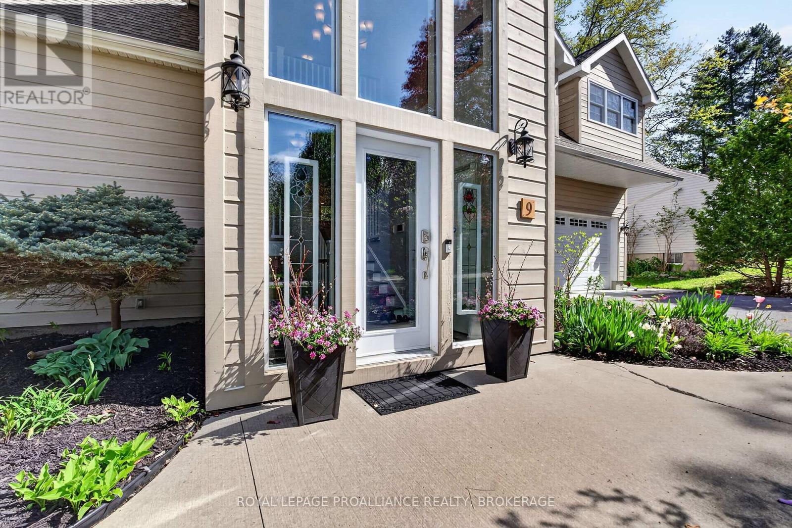 9 Grenville Crescent, Kingston, Ontario  K7M 3A9 - Photo 5 - X13161728