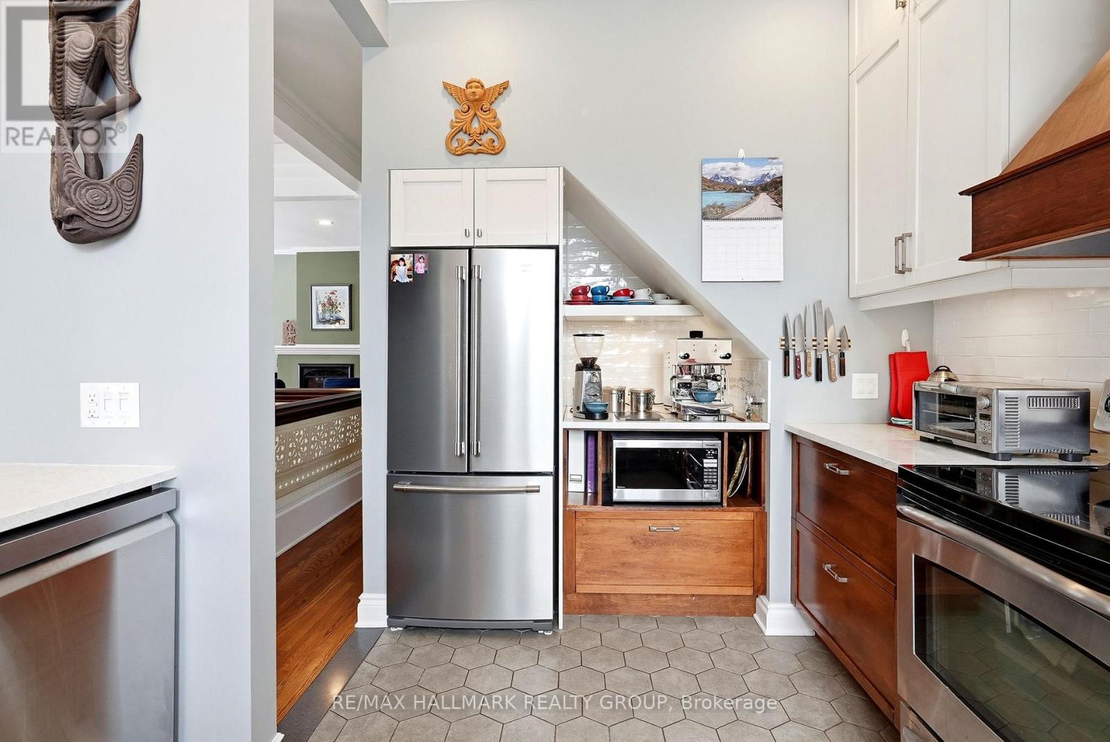 53 Scrivens Street, Ottawa, Ontario  K2B 8M6 - Photo 30 - X12970568