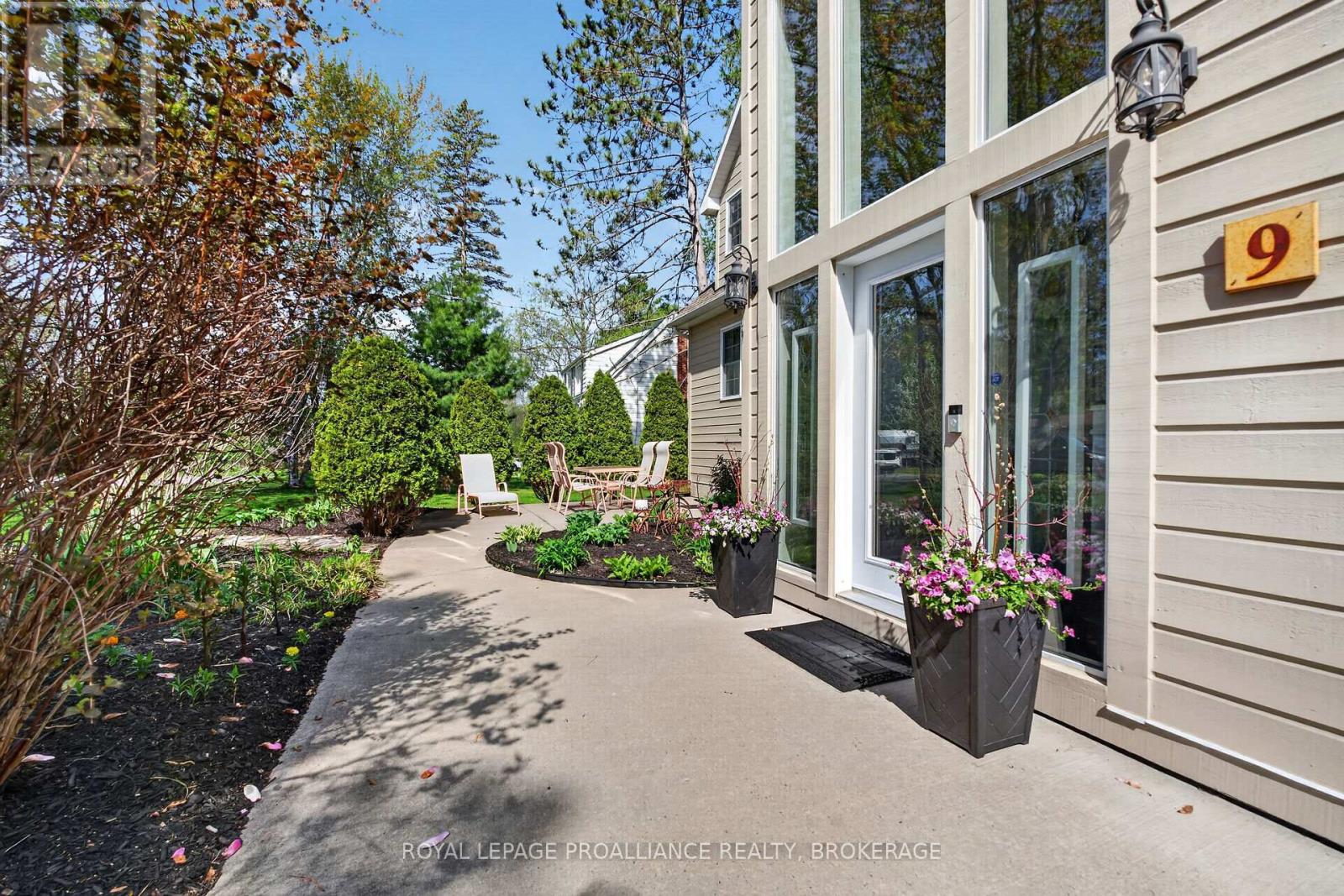 9 Grenville Crescent, Kingston, Ontario  K7M 3A9 - Photo 6 - X13161728