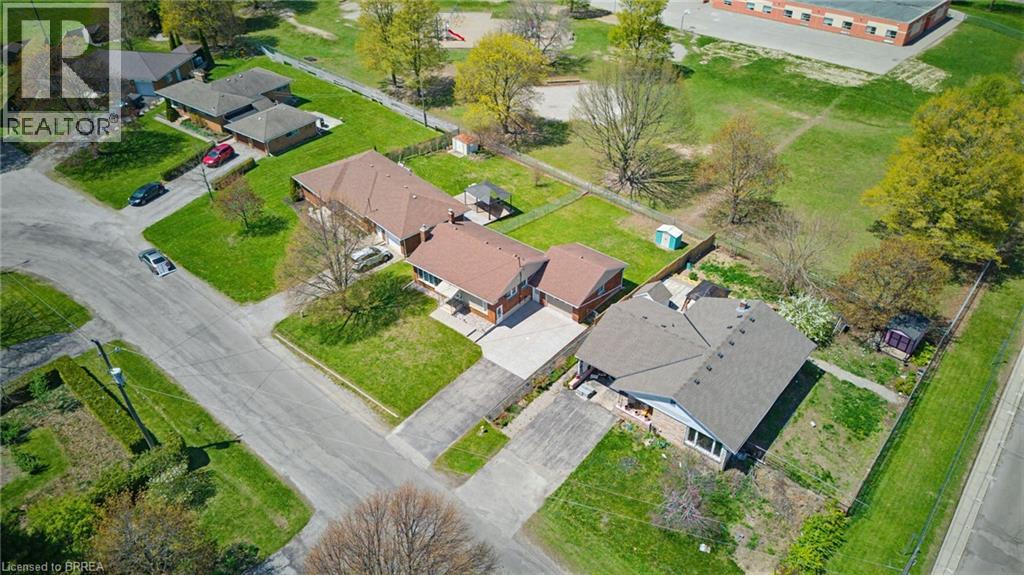 168 Montclair Crescent, Waterford, Ontario  N0E 1Y0 - Photo 2 - 40827298