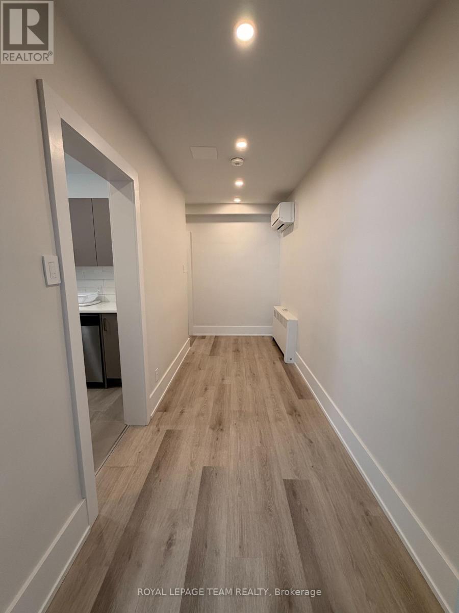 1 - 579 Tweedsmuir Avenue, Ottawa, Ontario  K1Z 5P4 - Photo 11 - X13155758
