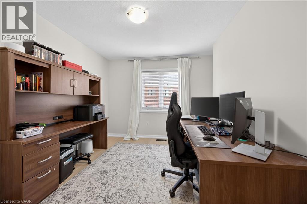 61 Prestwick Street, Stoney Creek, Ontario  L8J 0K6 - Photo 36 - 40832720