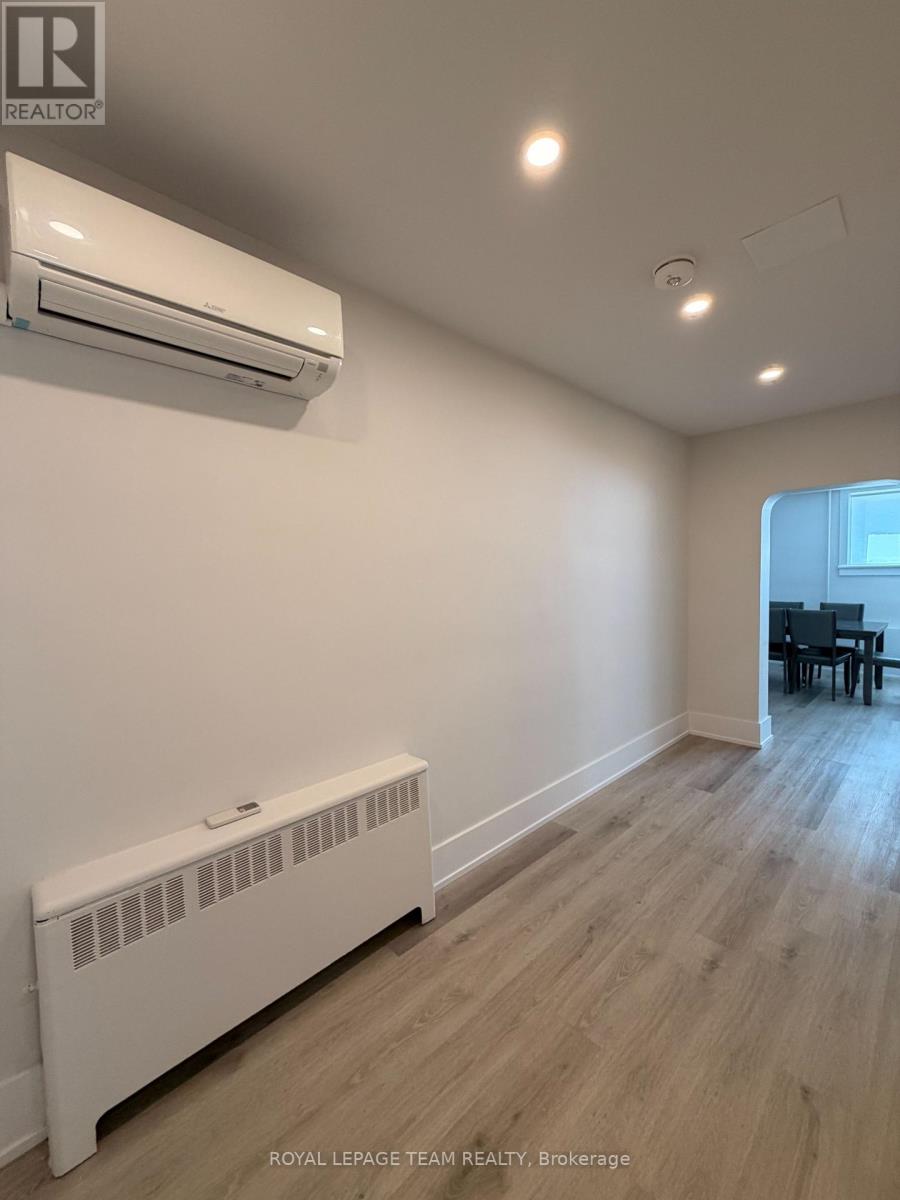 1 - 579 Tweedsmuir Avenue, Ottawa, Ontario  K1Z 5P4 - Photo 12 - X13155758