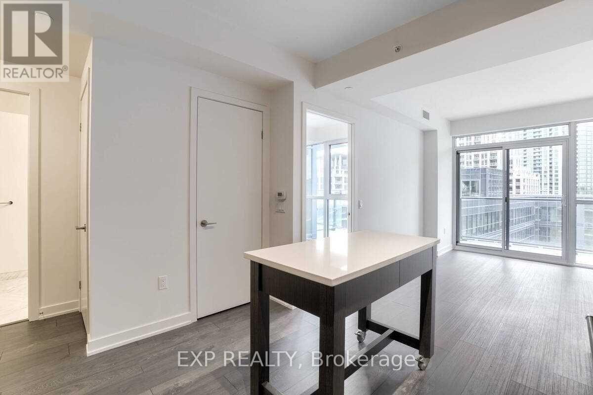813 - 38 Iannuzzi Street, Toronto, Ontario  M5V 0S2 - Photo 15 - C13161356