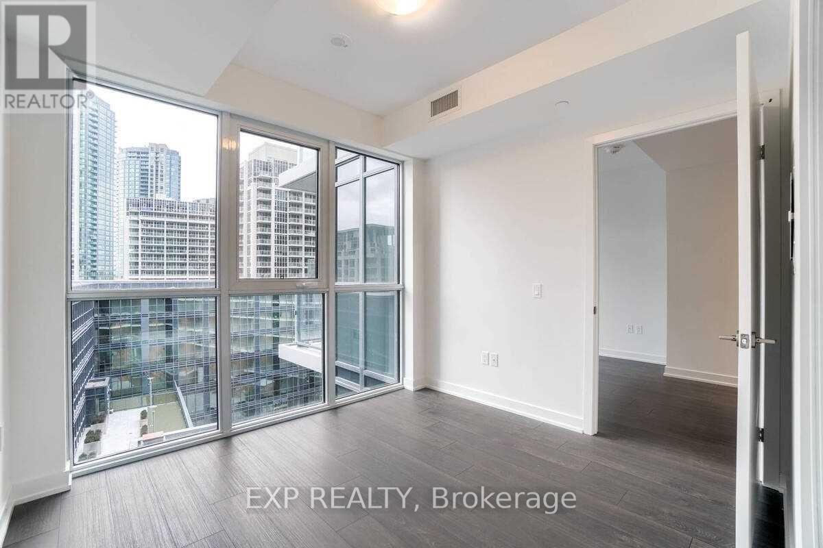 813 - 38 Iannuzzi Street, Toronto, Ontario  M5V 0S2 - Photo 18 - C13161356