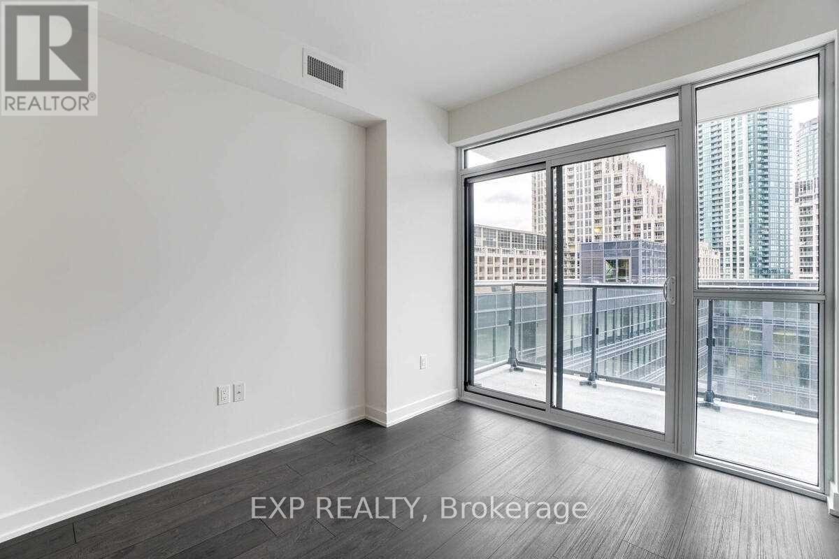 813 - 38 Iannuzzi Street, Toronto, Ontario  M5V 0S2 - Photo 20 - C13161356