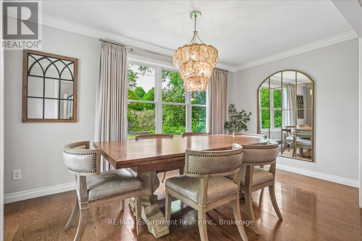 549 Jeanette Drive, Oakville, Ontario  L6K 1M9 - Photo 13 - W13162852