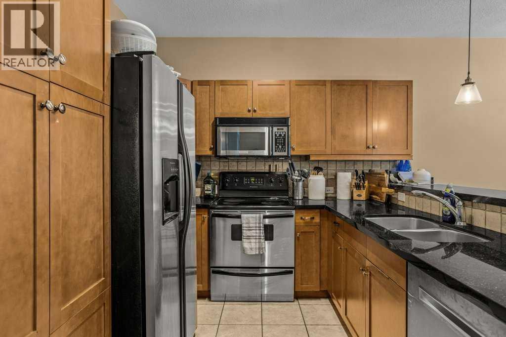 301, 70 Dyrgas Gate, Canmore, Alberta  T1W 3J6 - Photo 21 - A2299940