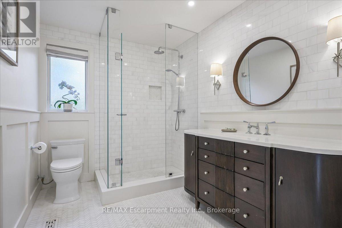 549 Jeanette Drive, Oakville, Ontario  L6K 1M9 - Photo 29 - W13162852