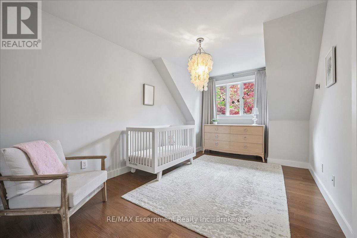 549 Jeanette Drive, Oakville, Ontario  L6K 1M9 - Photo 31 - W13162852