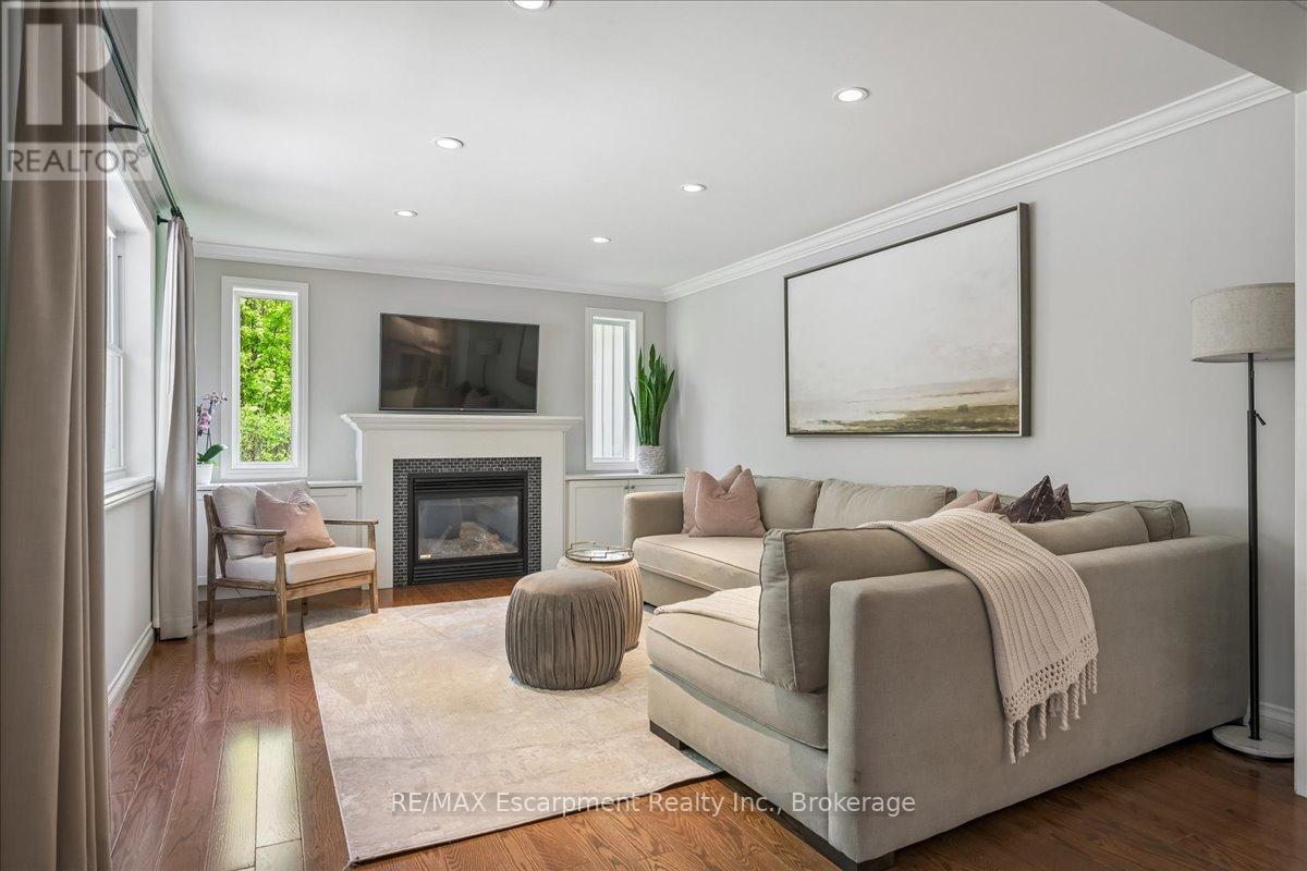 549 Jeanette Drive, Oakville, Ontario  L6K 1M9 - Photo 22 - W13162852