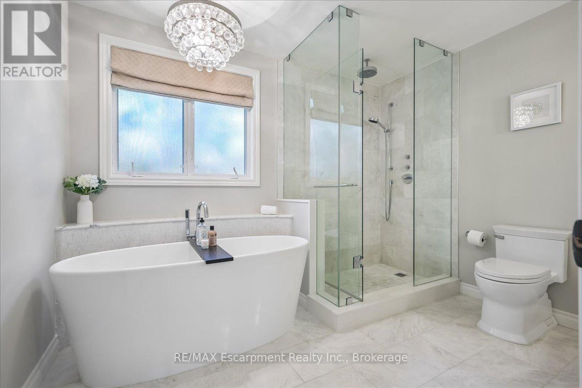 549 Jeanette Drive, Oakville, Ontario  L6K 1M9 - Photo 27 - W13162852