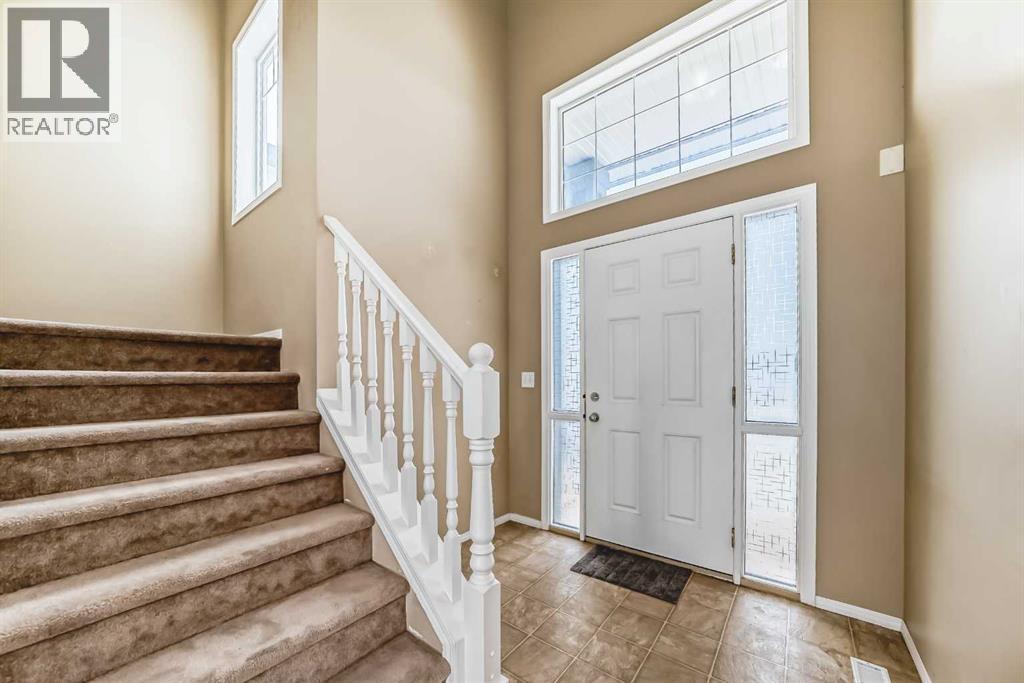 2128 Luxstone Boulevard SW, Airdrie, Alberta  T4B 0C6 - Photo 3 - A2303539