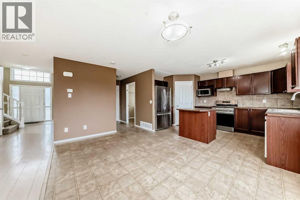 2128 Luxstone Boulevard SW, Airdrie, Alberta  T4B 0C6 - Photo 5 - A2303539