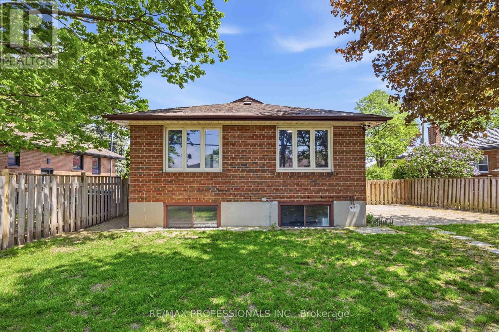 28 Chandler Drive, Toronto, Ontario  M1G 1Z2 - Photo 44 - E13157104