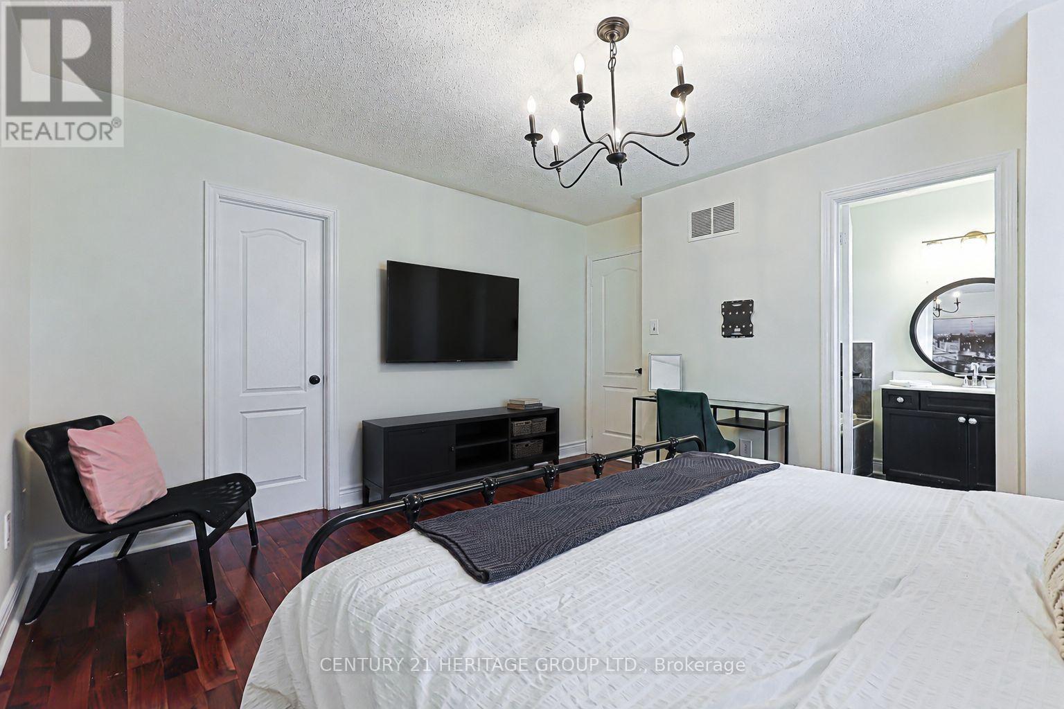 996 Oaktree Crescent, Newmarket, Ontario  L3X 2Z2 - Photo 31 - N13160404