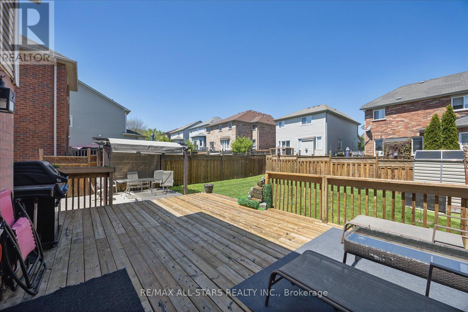 62 Reddenhurst Crescent, Georgina, Ontario L4P 4G2 - Photo 30 - N13161558