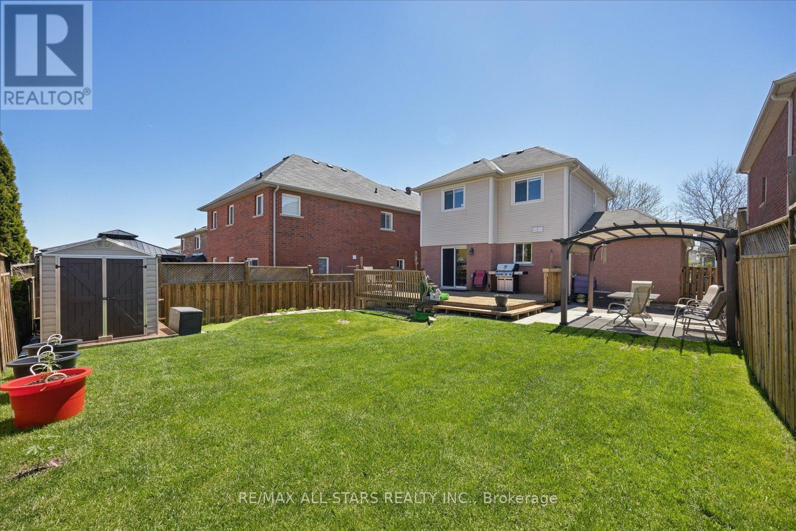 62 Reddenhurst Crescent, Georgina, Ontario L4P 4G2 - Photo 2 - N13161558