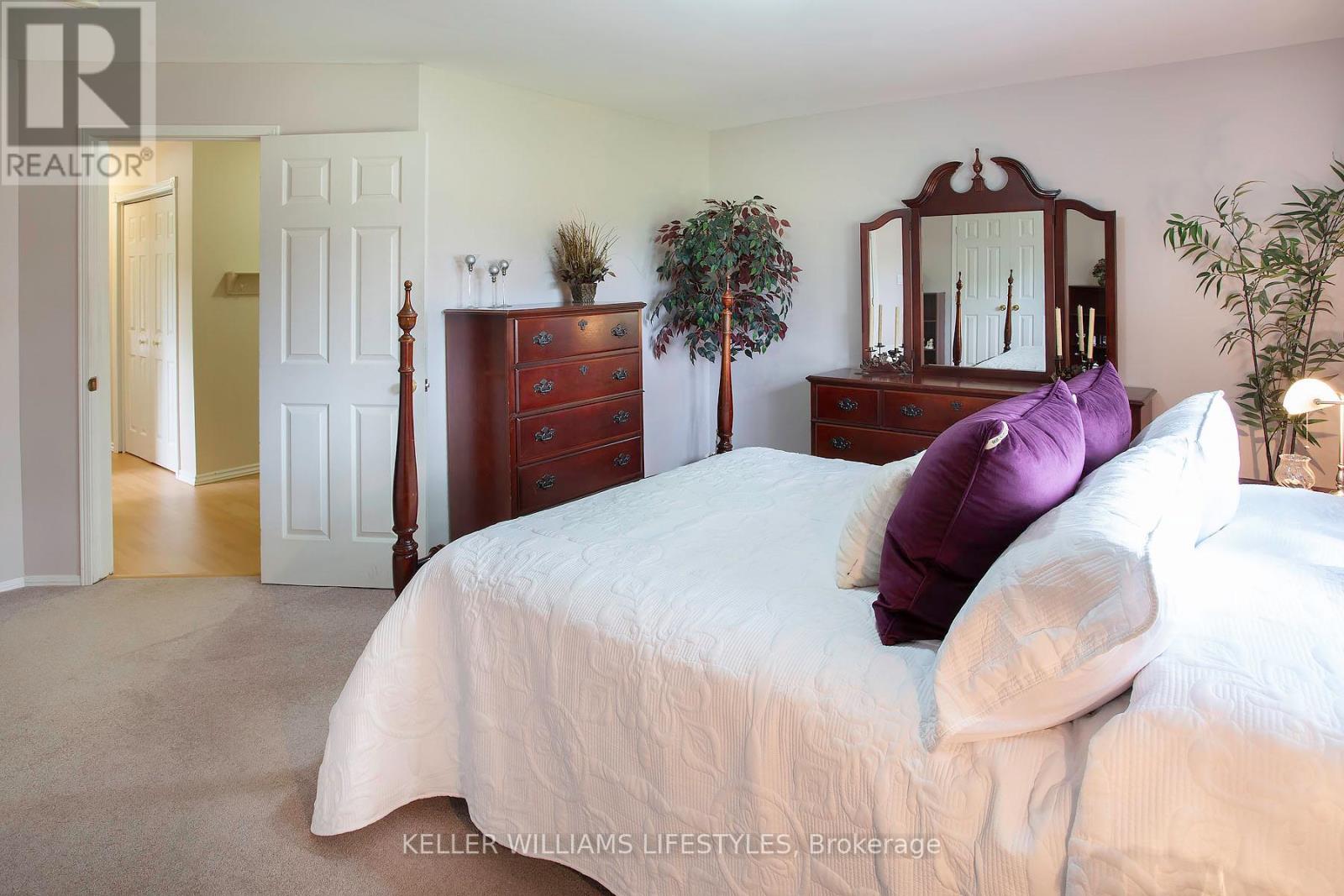 1468 Gainsborough Road, London North, Ontario  N6H 5L2 - Photo 38 - X13164298