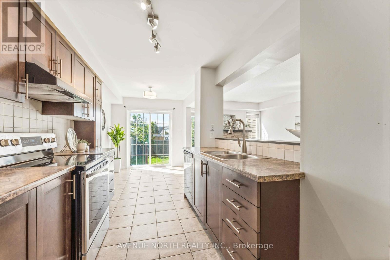 402 Ashbourne Crescent, Ottawa, Ontario  K2J 0H7 - Photo 12 - X13164180