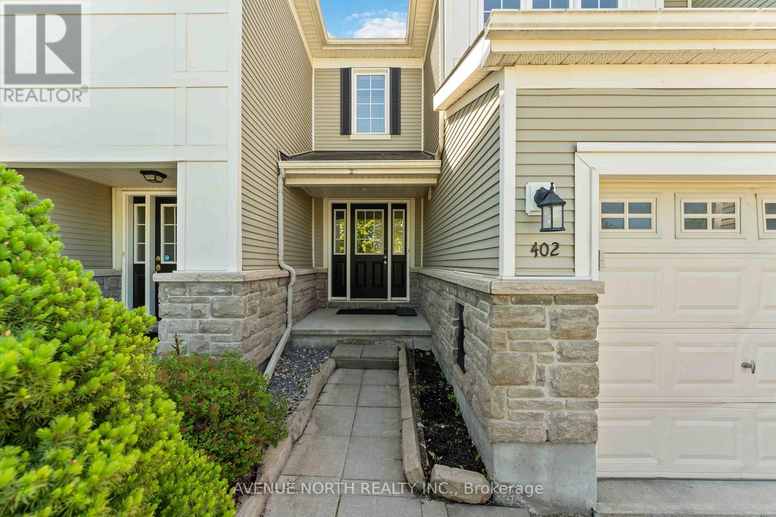402 Ashbourne Crescent, Ottawa, Ontario  K2J 0H7 - Photo 2 - X13164180