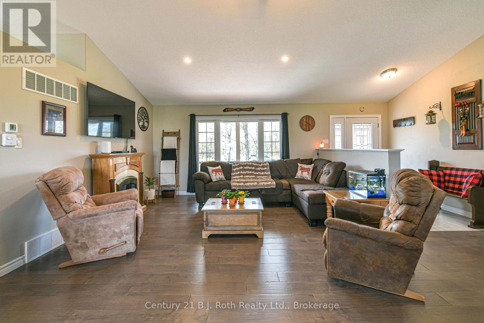 3888 Melrose Drive, Ramara, Ontario  L3V 0L3 - Photo 6 - S13161764