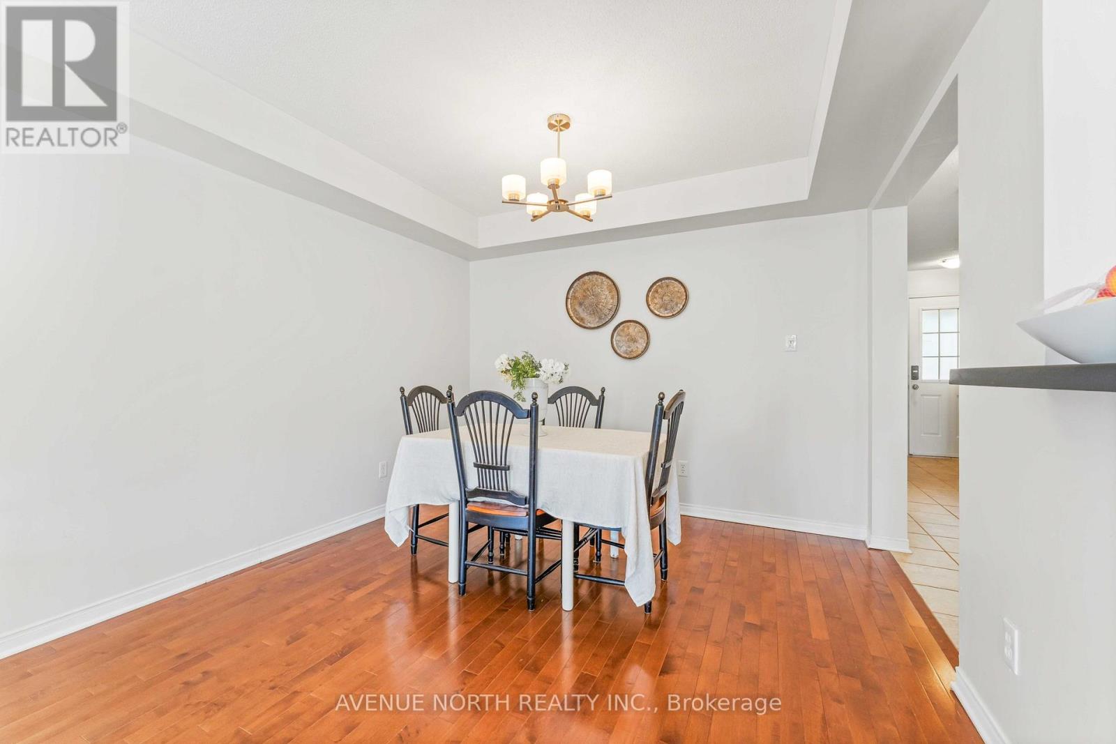 402 Ashbourne Crescent, Ottawa, Ontario  K2J 0H7 - Photo 5 - X13164180