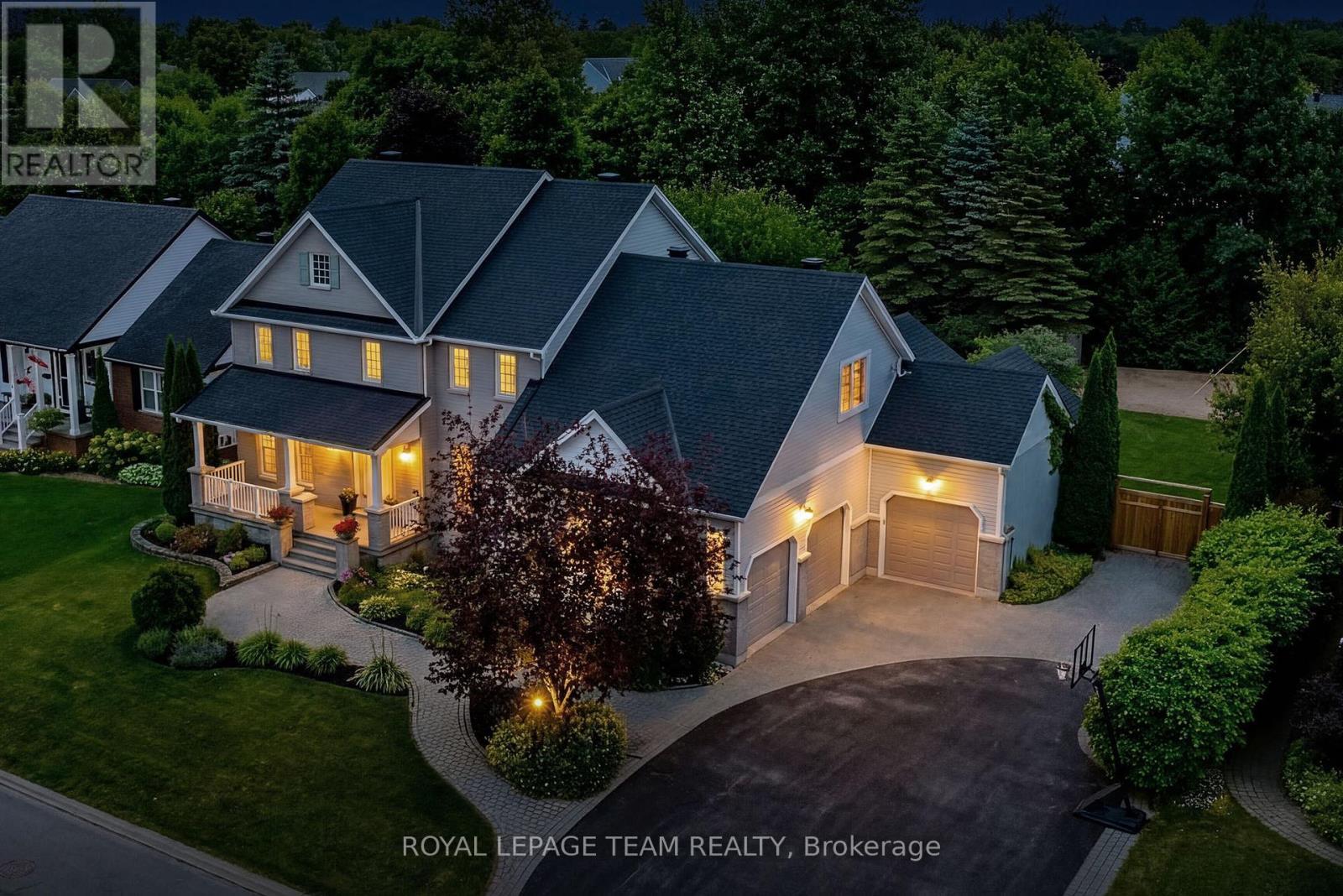 10 Beechgrove Gardens, Ottawa, Ontario  K2S 1W5 - Photo 3 - X13164206