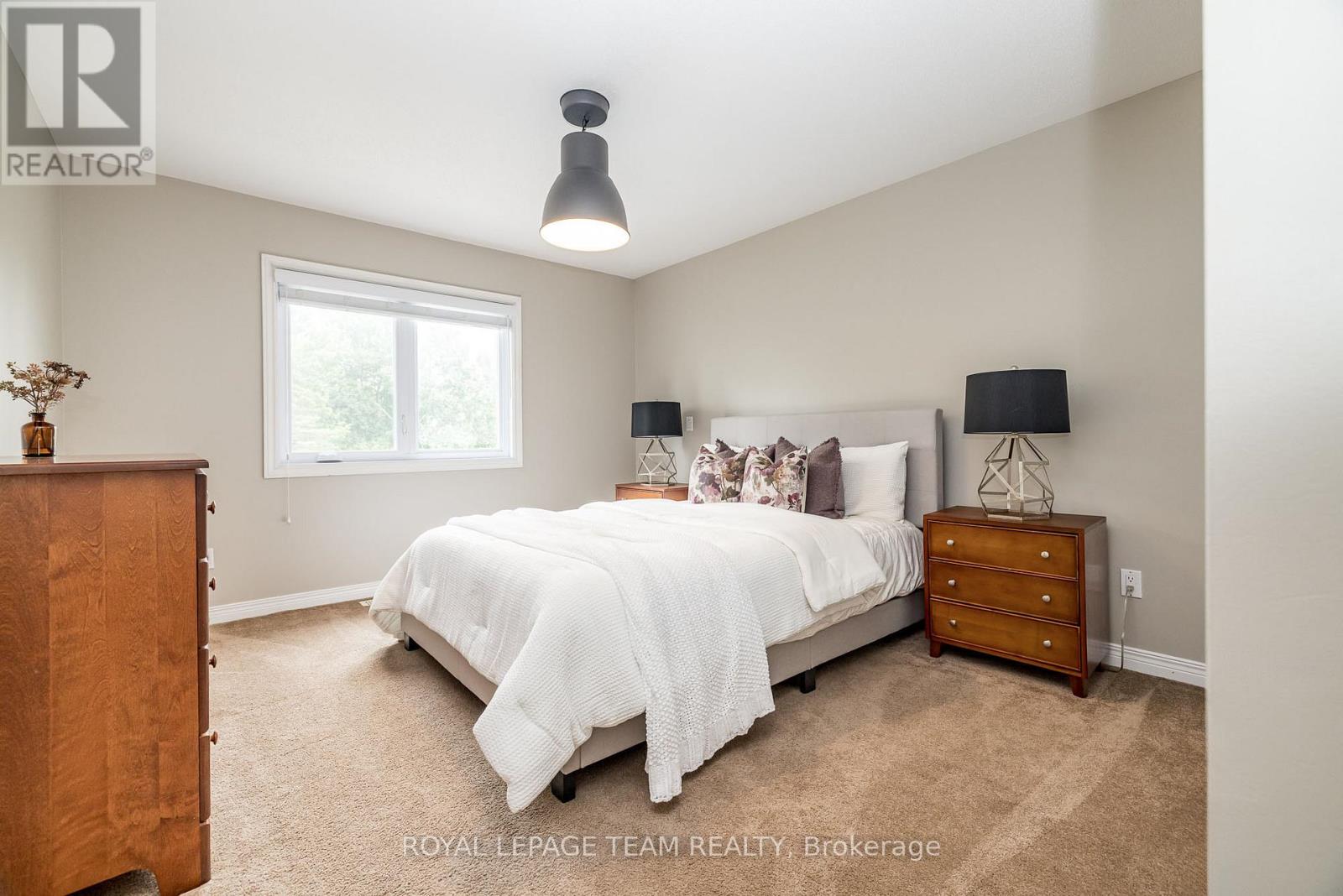10 Beechgrove Gardens, Ottawa, Ontario  K2S 1W5 - Photo 23 - X13164206