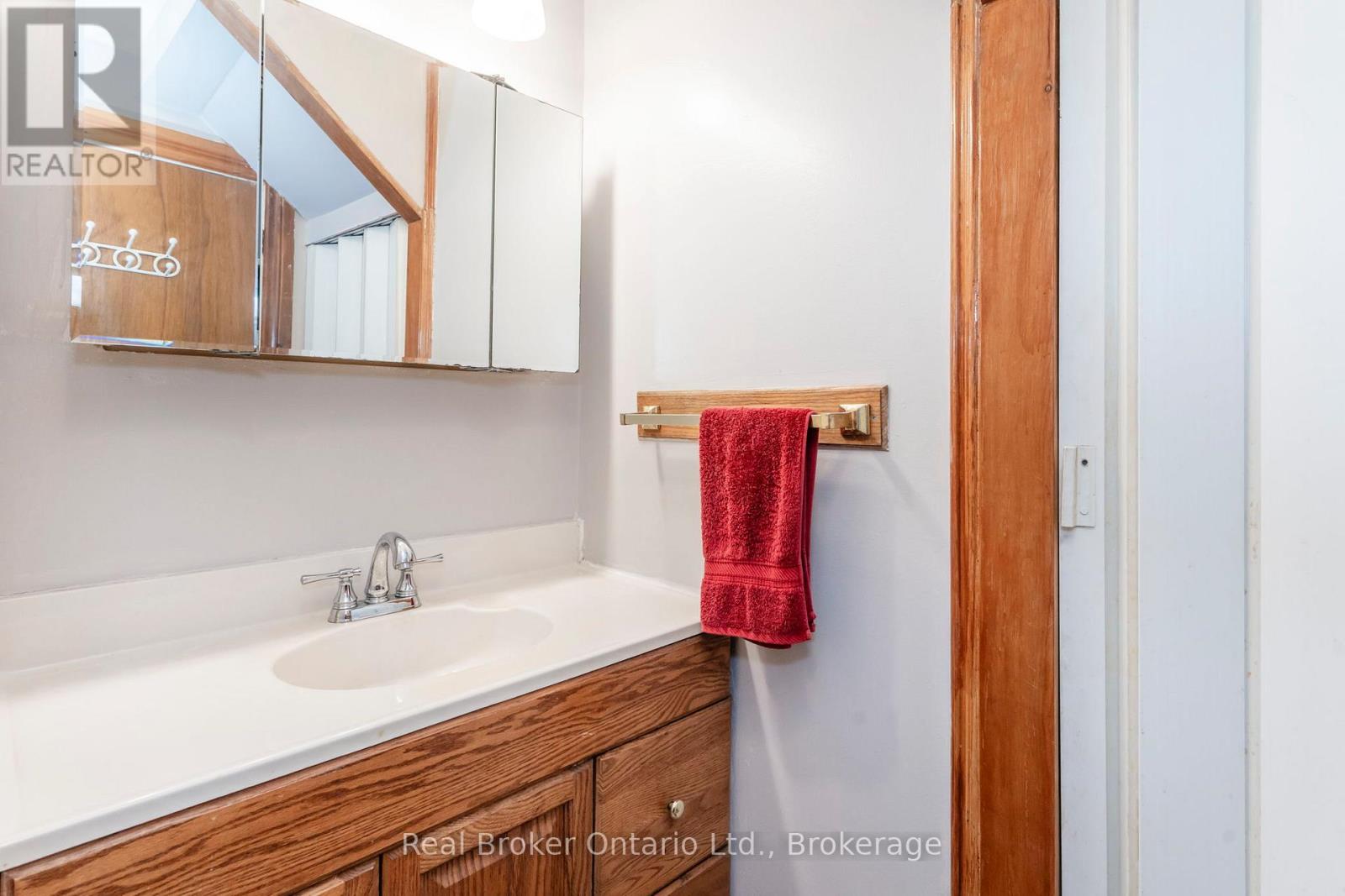 437 Champlain Road, Penetanguishene, Ontario  L9M 1S5 - Photo 17 - S13164170