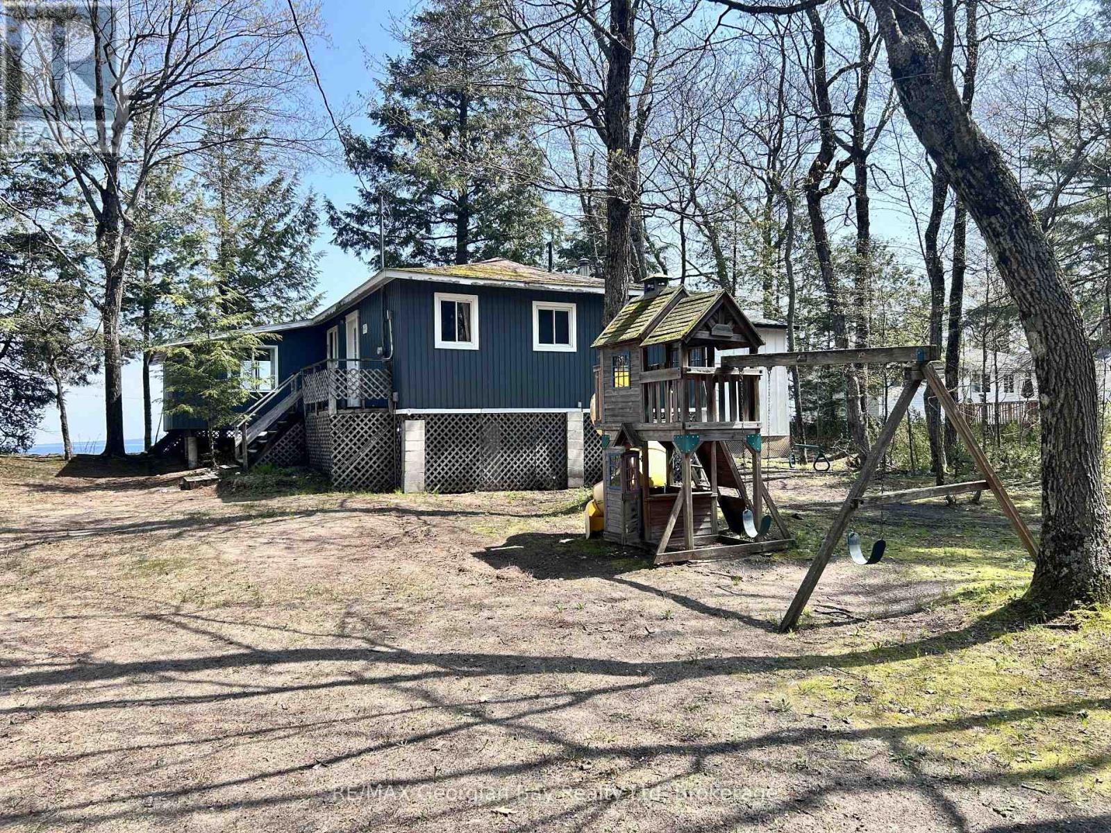 589 MKADE KEGWIN MIIKAN ROAD, Christian Island 30, Ontario